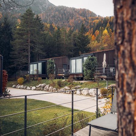 Skyview Chalets Am Camping Toblacher See Dobbiaco Exterior foto