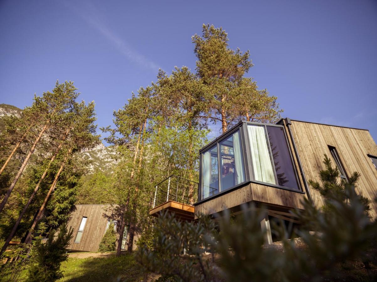 Skyview Chalets Am Camping Toblacher See Dobbiaco Exterior foto